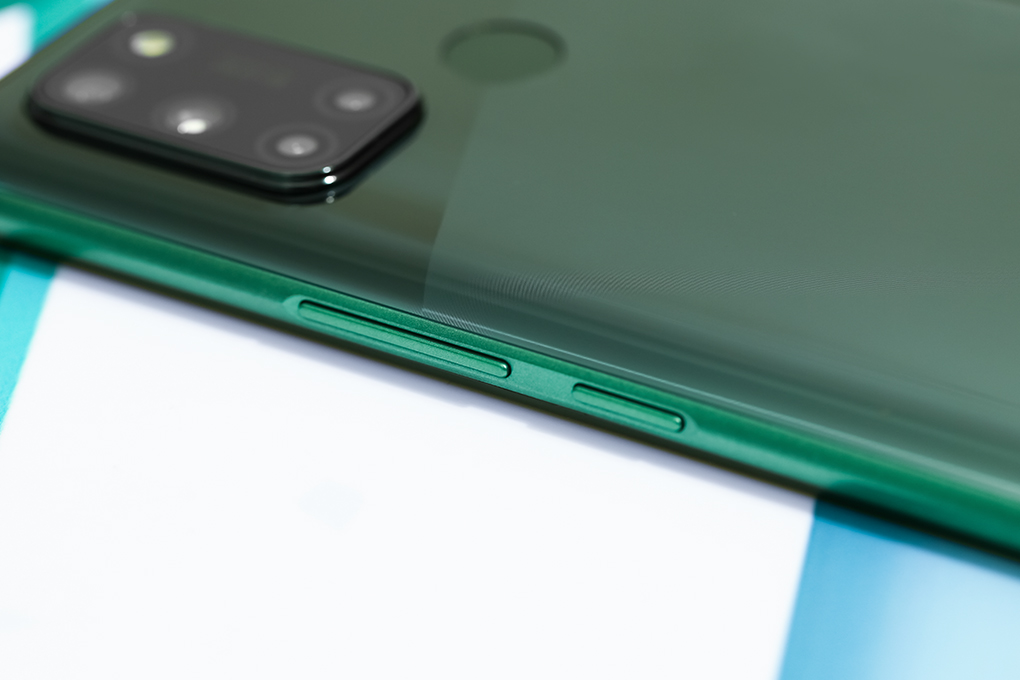 realme 7i - 20