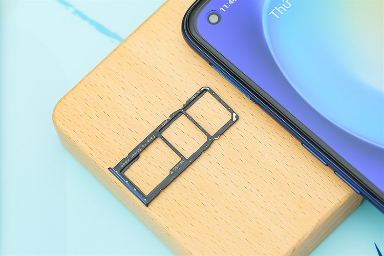 Điện thoại realme 7 Pro Màu Xanh Dương