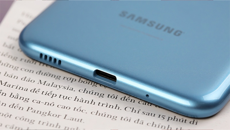 Samsung Galaxy A12 giá chỉ: 3.690.000