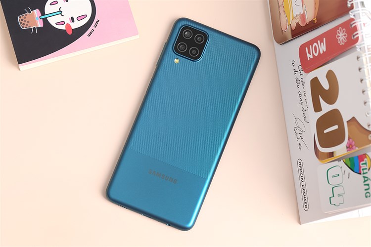 Điện thoại Samsung Galaxy A12 4GB