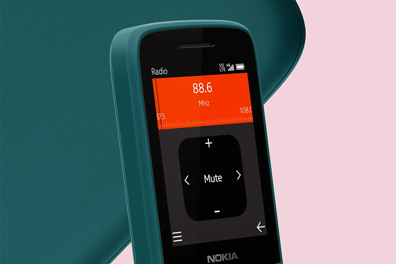 Nokia 215 4G | Đa phương tiện, nghe nhạc, FM, rắn săn mồi