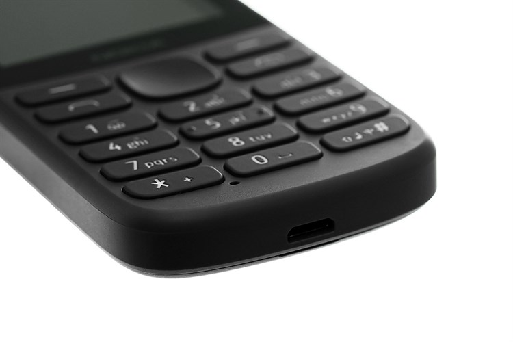 Điện thoại Nokia 215 4G Màu Đen