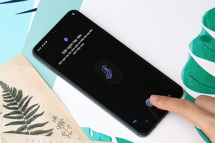 Điện thoại Vivo V20 Màu Đen