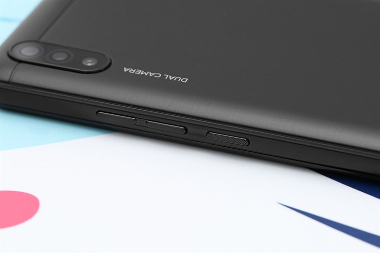 Điện thoại Mobell P41 Màu Đen