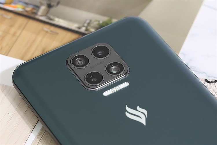 Điện thoại Vsmart Aris Pro