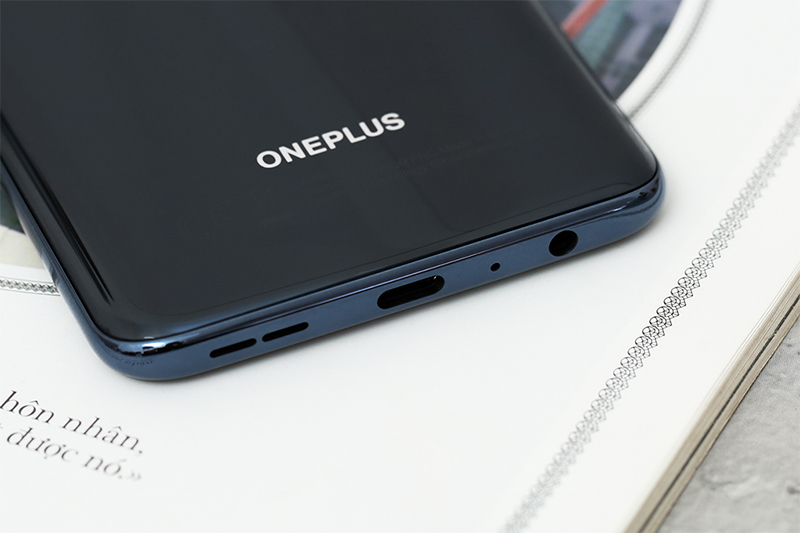 OnePlus Nord N10 | Pin lớn 4300 mAh, công nghệ sạc nhanh Warp Charge 30T