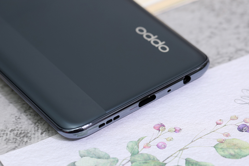 Khả năng sạc nhanh 30W | OPPO A93