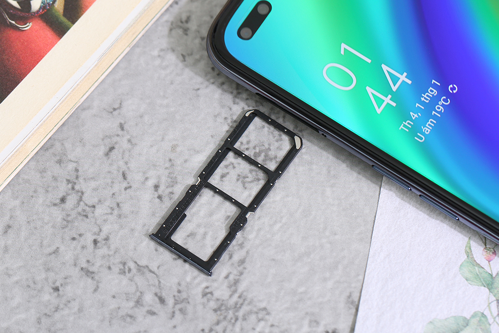 Điện thoại OPPO A93 Màu Đen