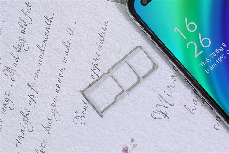 Điện thoại OPPO A93 Màu Trắng