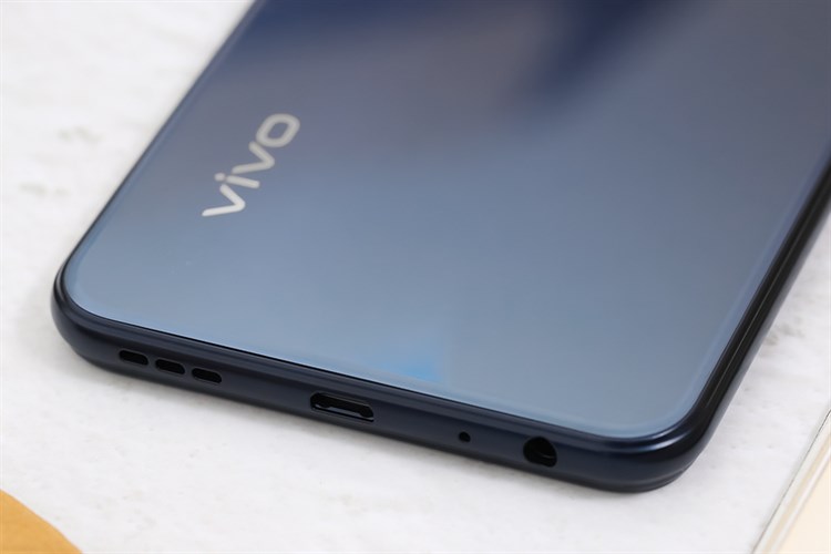 Điện thoại Vivo Y12s (3GB/32GB) Màu Đen