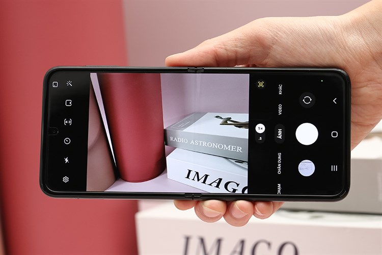 Điện thoại Samsung Galaxy Z Flip3 5G 128GB