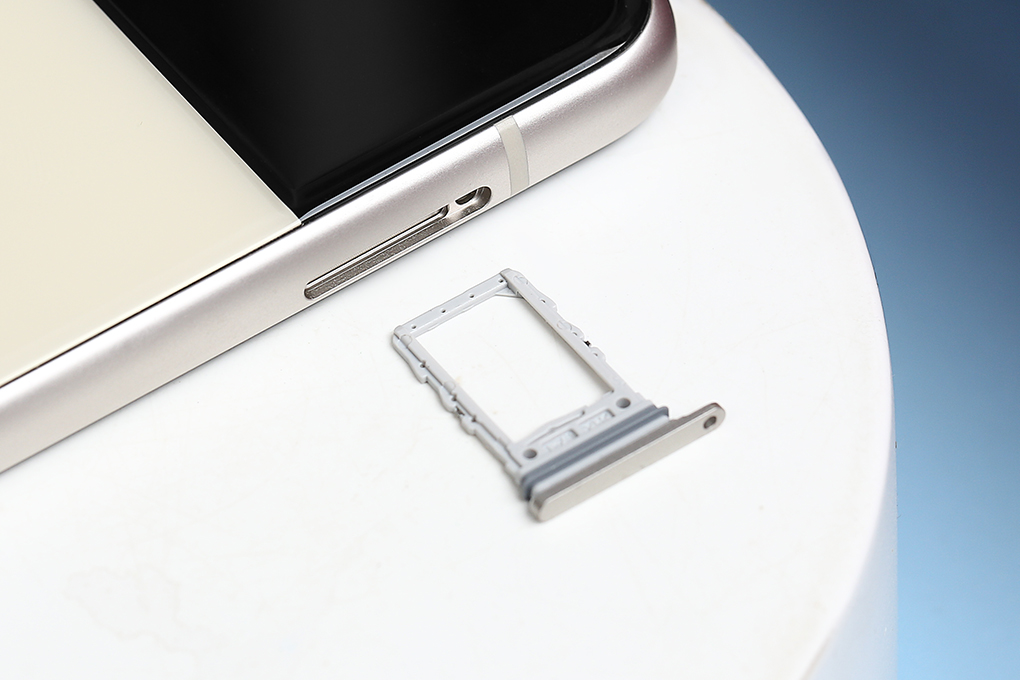 Điện thoại Samsung Galaxy Z Flip3 5G 128GB