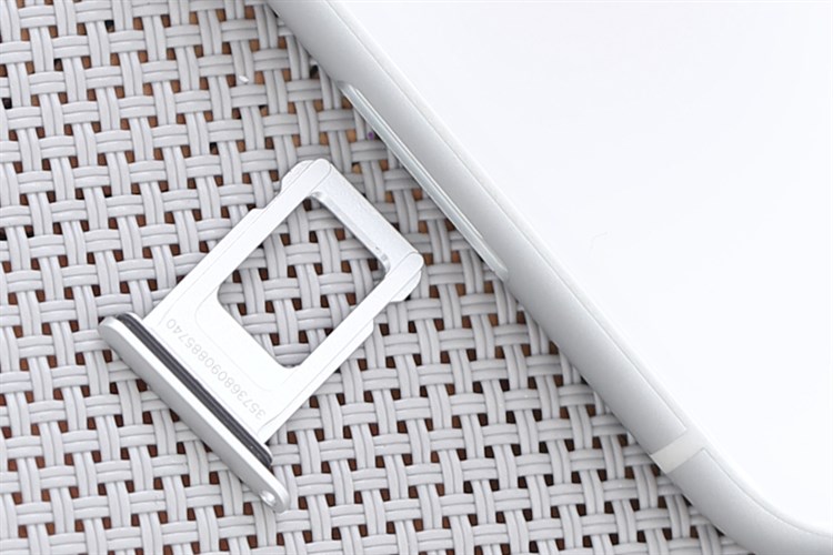 Điện thoại iPhone XR 64GB (Hộp cũ)