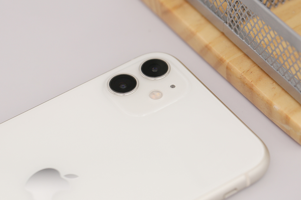 Điện thoại iPhone 11 64GB (Hộp cũ) Màu Trắng