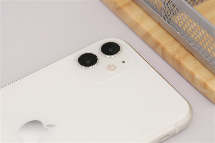 Điện thoại iPhone 11 128GB (Hộp cũ) Màu Trắng