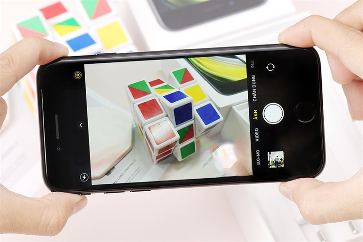 Điện thoại iPhone SE 256GB (2020) (Hộp mới)