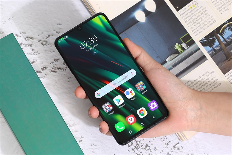 Điện thoại Vsmart Aris (8GB/128GB)