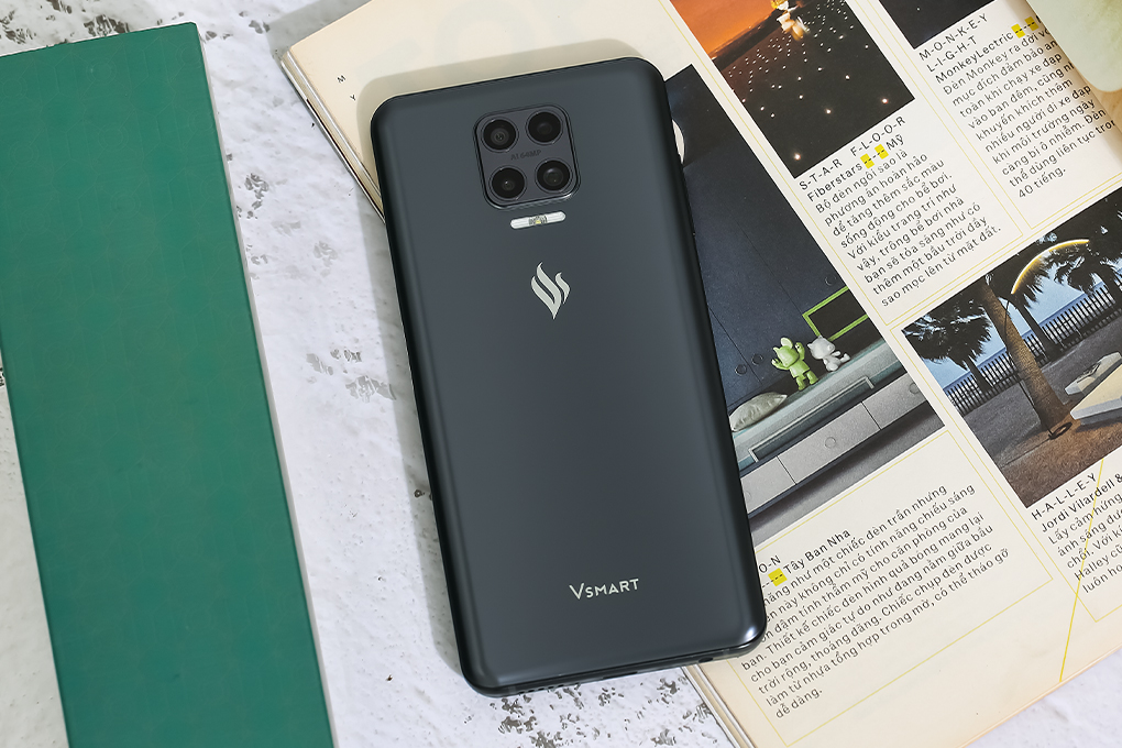 Điện thoại Vsmart Aris (8GB/128GB)