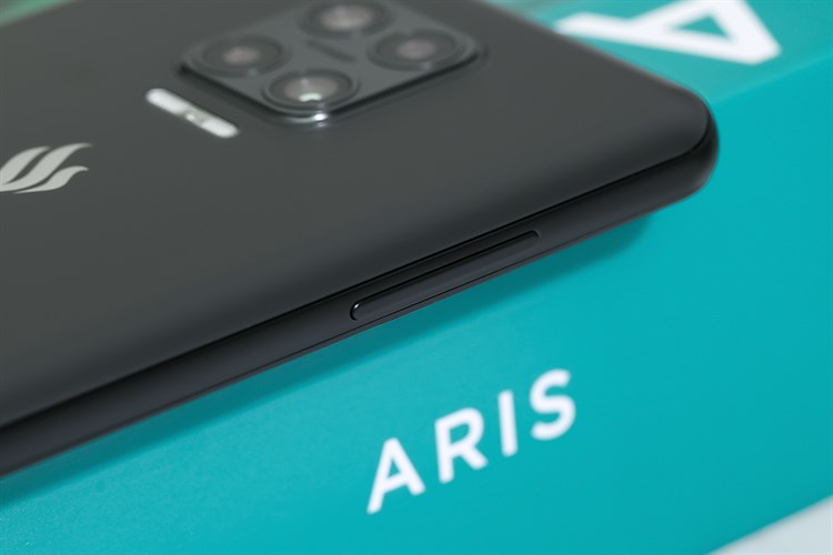 Điện thoại Vsmart Aris (8GB/128GB)