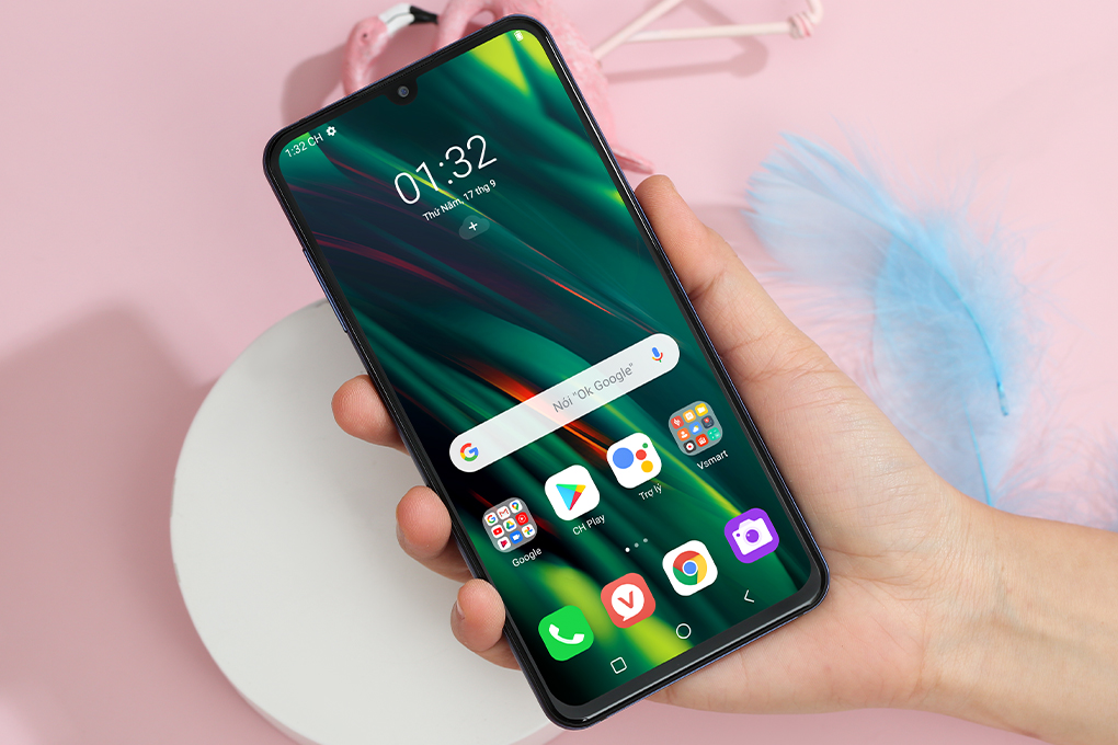 Điện thoại Vsmart Aris (8GB/128GB)