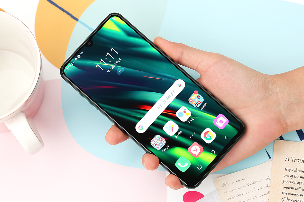 Điện thoại Vsmart Aris (8GB/128GB)