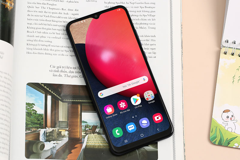 Thiết kế màn hình giọt nước Infinity-V kích thước lớn 6.5 inch | Samsung Galaxy A02s