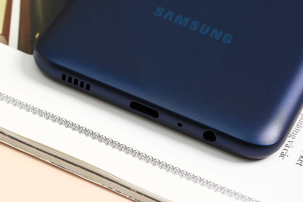 Điện thoại Samsung Galaxy A02s (3GB/32GB)