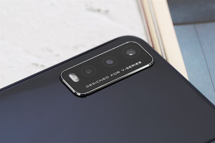 Điện thoại Vivo Y12s (4GB/128GB) Màu Đen