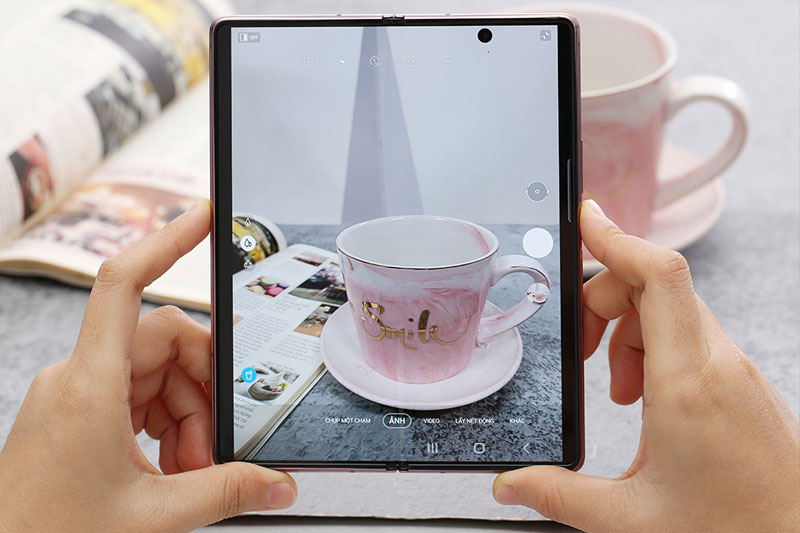 Điện thoại Samsung Galaxy Z Fold2 5G - Camera tạo nên tuyệt tác Điện thoại Samsung Galaxy Z Fold2 5G - Camera tạo nên tuyệt tác