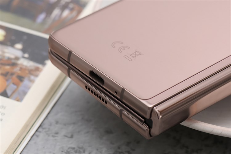 Điện thoại Samsung Galaxy Z Fold2 5G Đặc Biệt