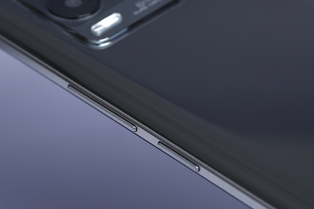 Điện thoại realme 8 Màu Đen