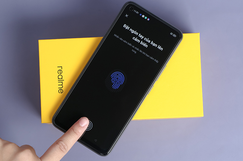 Realme 8 | Bảo mật vân tay quang học được cài đặt bên dưới màn hình