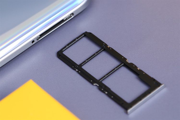 Điện thoại realme 8