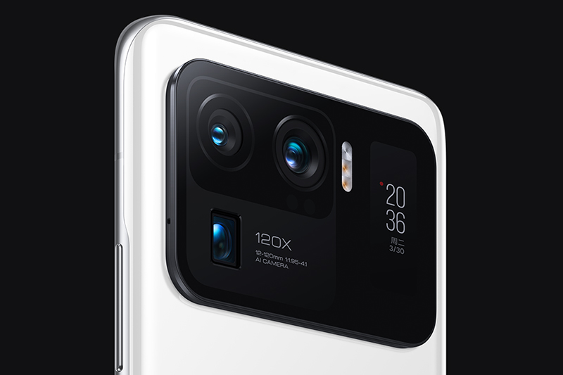 Xiaomi Mi 11 Ultra | Cụm 3 camera bao gồm camera chính 50 MP, camera tele 120x 48 MP và camera góc rộng 48 MP