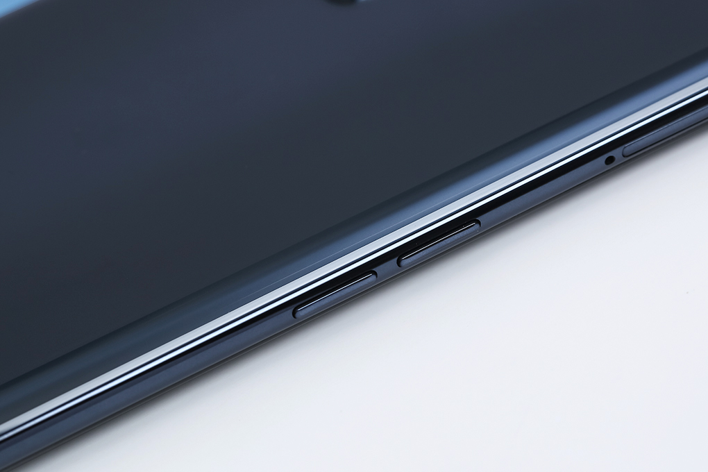 Điện thoại OPPO A74 Màu Đen