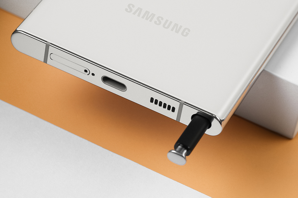 Điện thoại Samsung Galaxy S22 Ultra 5G 128GB Màu Trắng