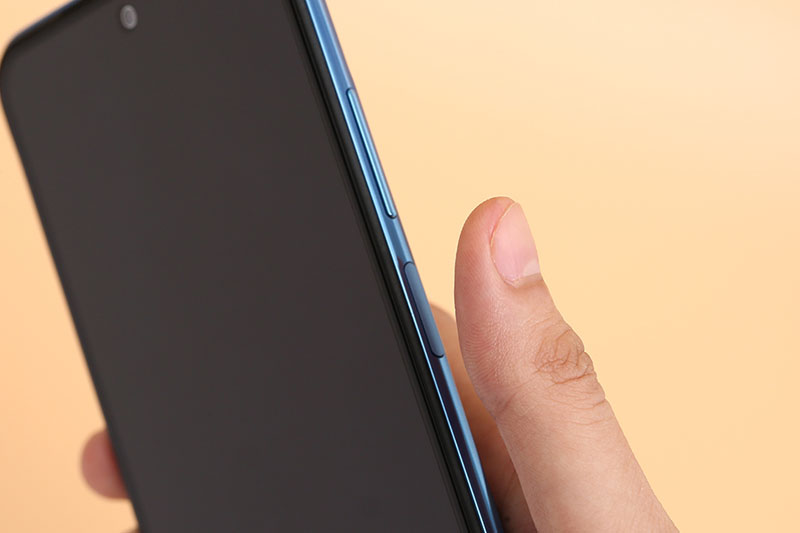 Xiaomi Redmi Note 10S | Mở khóa vân tay ở cạnh viền