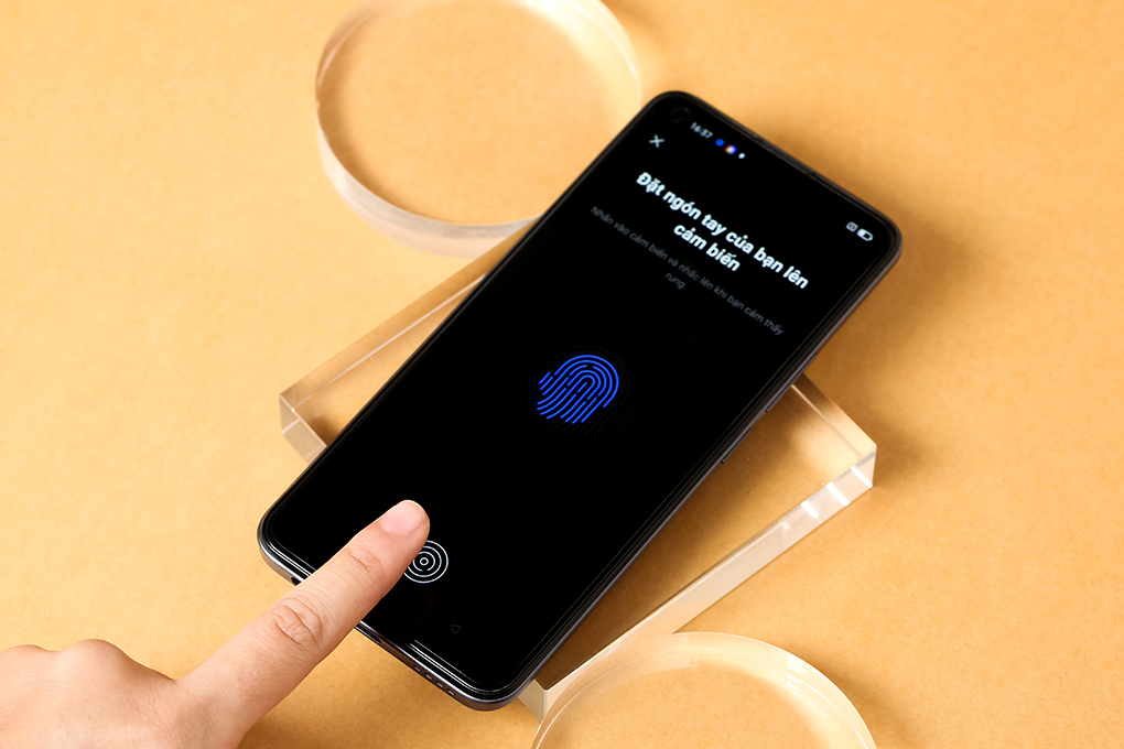 Điện thoại realme 8 Pro Màu Đen