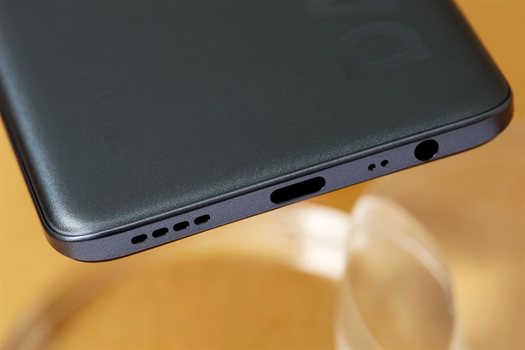 Điện thoại realme 8 Pro