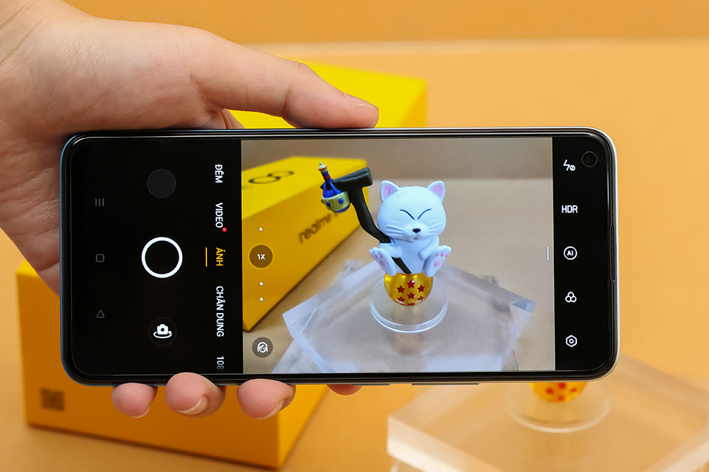 Điện thoại realme 8 Pro Màu Xanh Dương