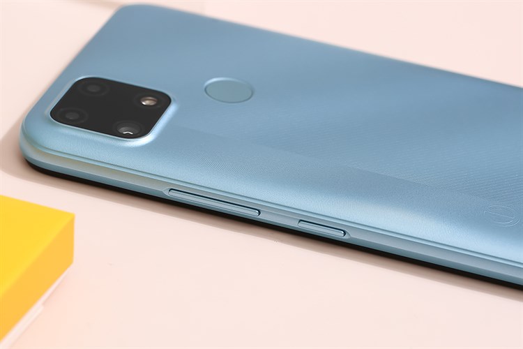 Điện thoại realme C25