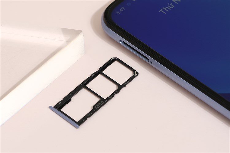 Điện thoại realme C25