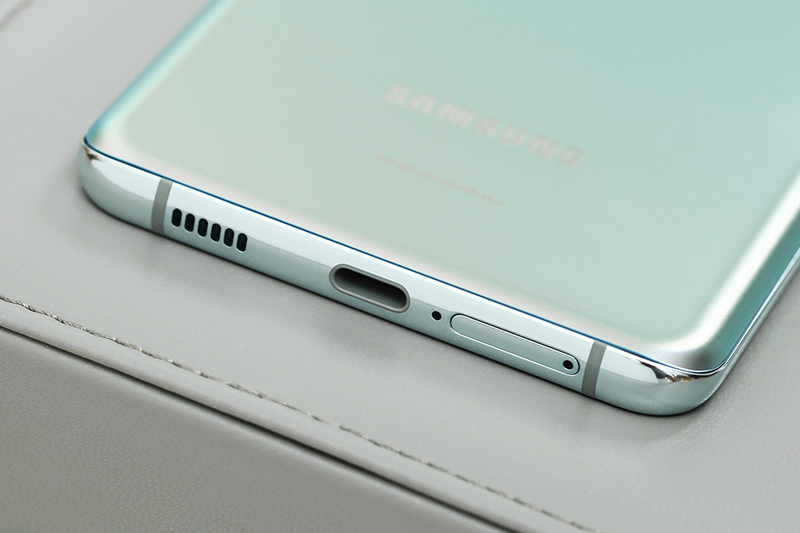 Samsung Galaxy S21+ 5G 256GB | Viên pin dung lượng khủng 4800 mAh