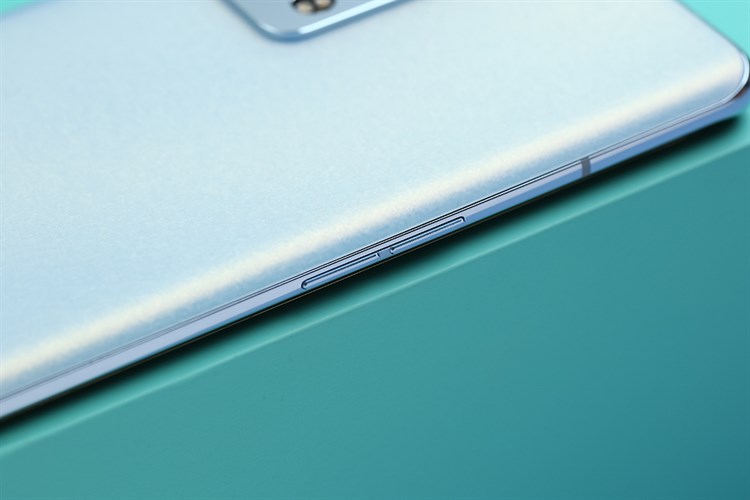 Điện thoại OPPO Reno6 Pro 5G Màu Xanh Dương