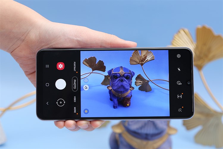 Điện thoại Samsung Galaxy A22