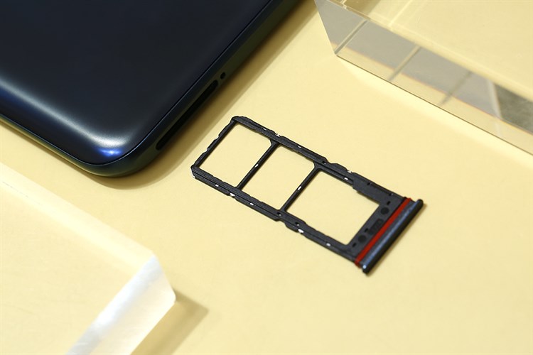 Điện thoại Vivo Y53s Màu Đen