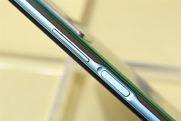 Điện thoại Vivo Y53s Màu Xanh tím