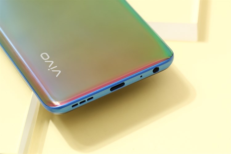 Điện thoại Vivo Y53s Màu Xanh tím