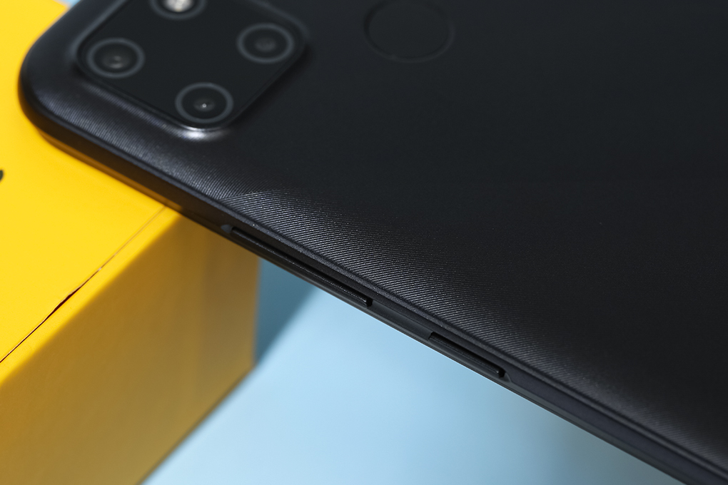 Điện thoại realme C21Y 3GB Màu Đen