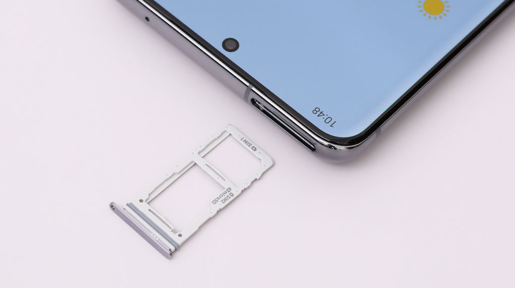 Điện thoại Samsung Galaxy S20 Ultra 5G | Khay thẻ nhớ hỗ trợ mở rộng dung lượng ngoài